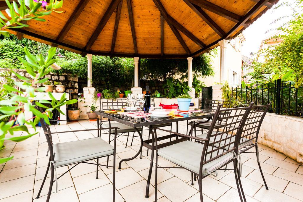 Holiday Home Villa Pindo Стон Екстериор снимка