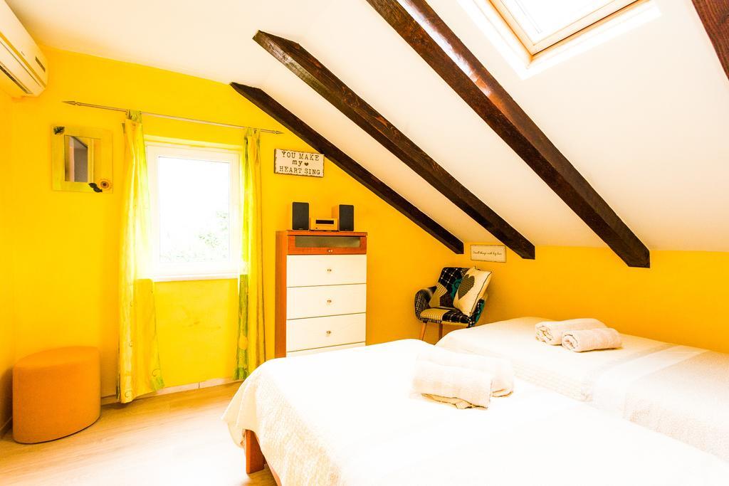 Holiday Home Villa Pindo Стон Екстериор снимка